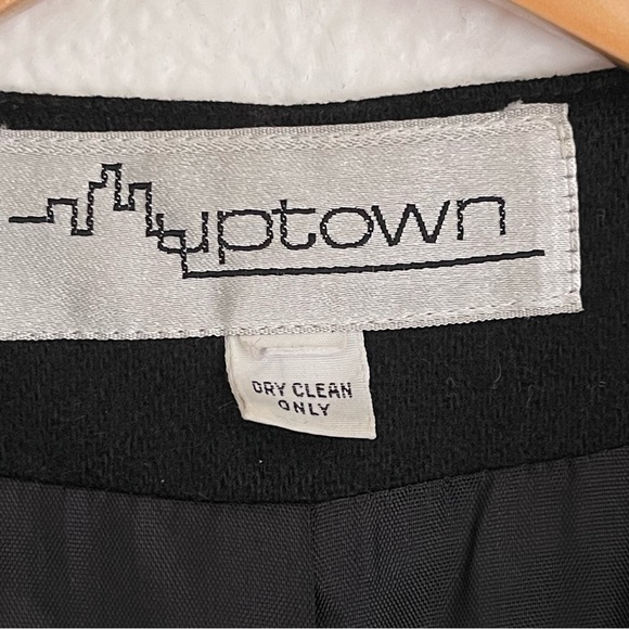 Vintage 1980’s Structured Wool Collarless V-Neck Oversized Lined Blazer - Picture 10 of 14